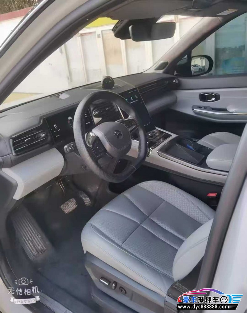 21年蔚来ES8轿车抵押车出售