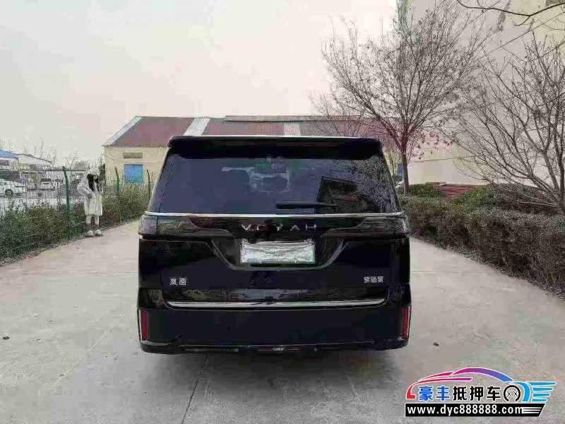 25年岚图梦想家轿车抵押车出售