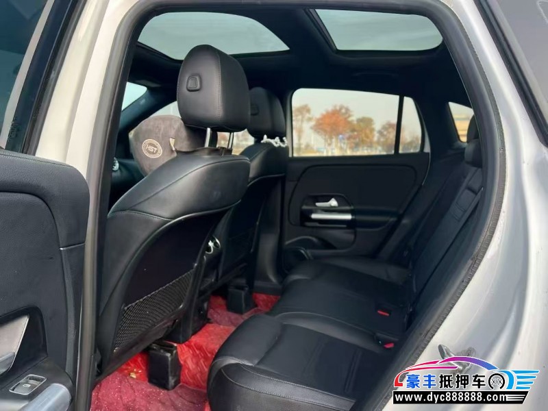 23年奔驰GLA轿车抵押车出售