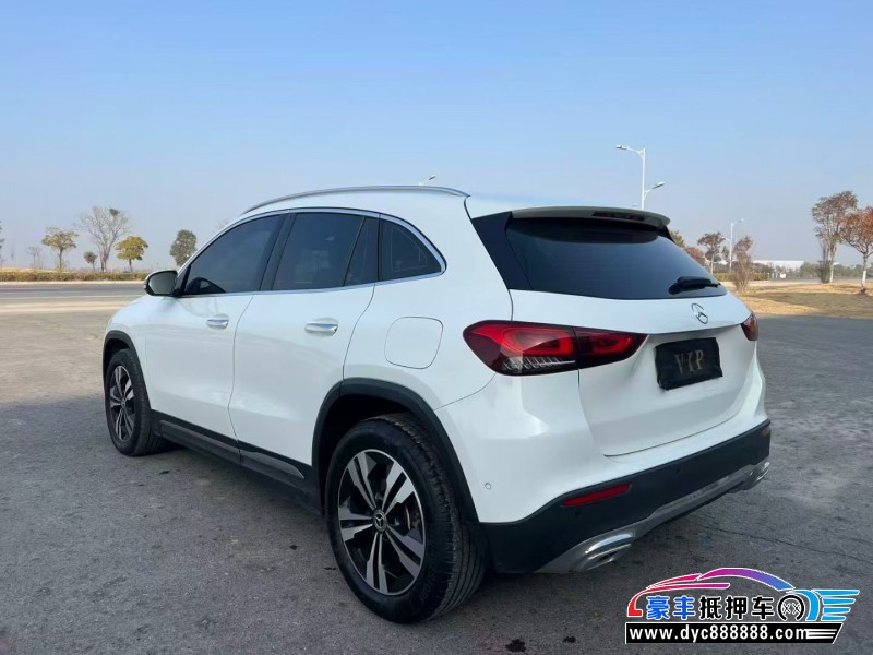 23年奔驰GLA轿车抵押车出售