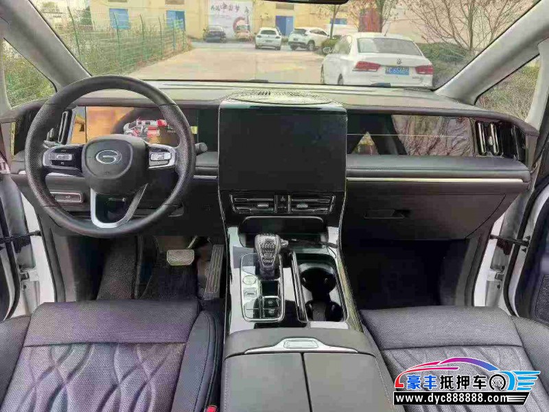 24年传祺M8轿车抵押车出售