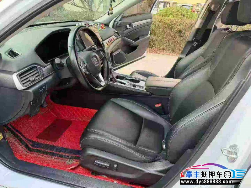 22年本田雅阁轿车抵押车出售