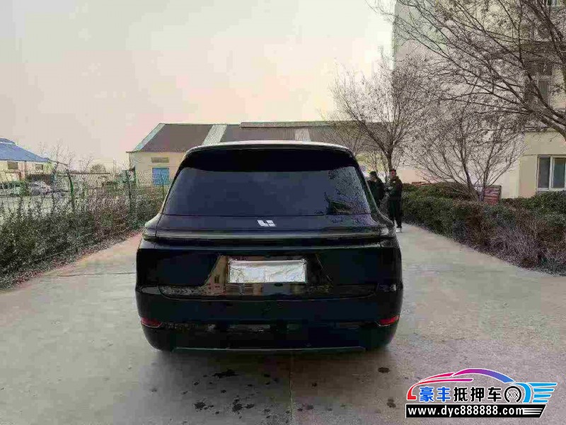 22年理想L9轿车抵押车出售