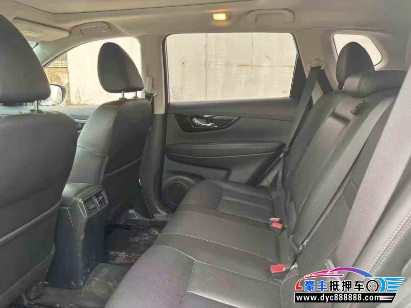 21年日产奇骏轿车抵押车出售