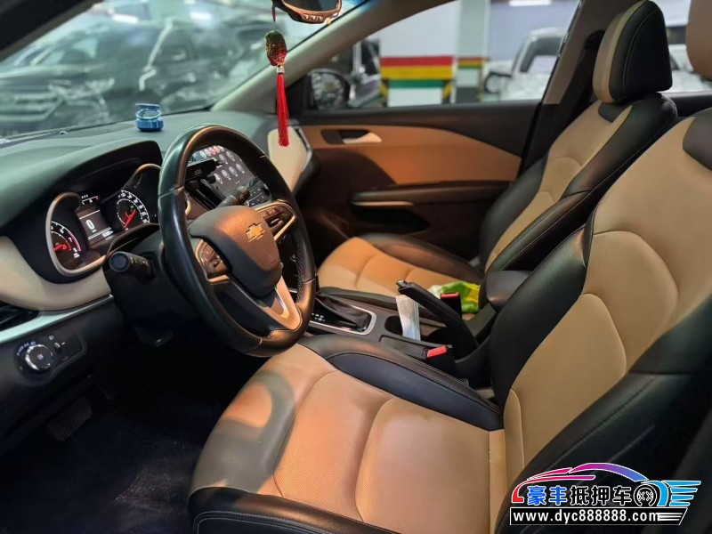 20年雪佛兰科鲁泽轿车抵押车出售