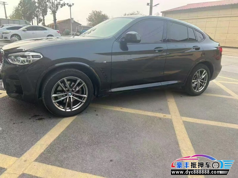 21年宝马X4轿车抵押车出售