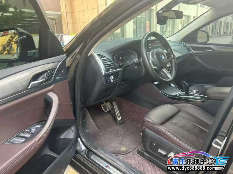 21年宝马X4轿车抵押车出售