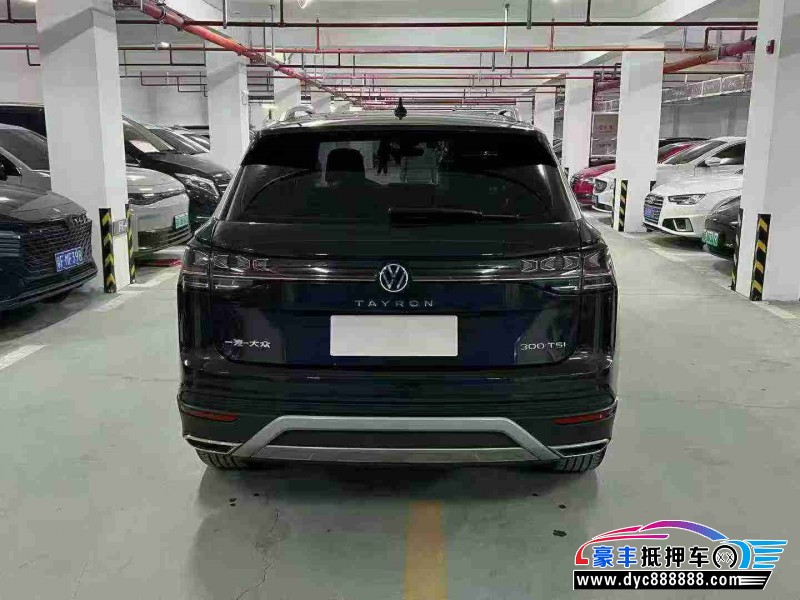 25年大众途岳轿车抵押车出售