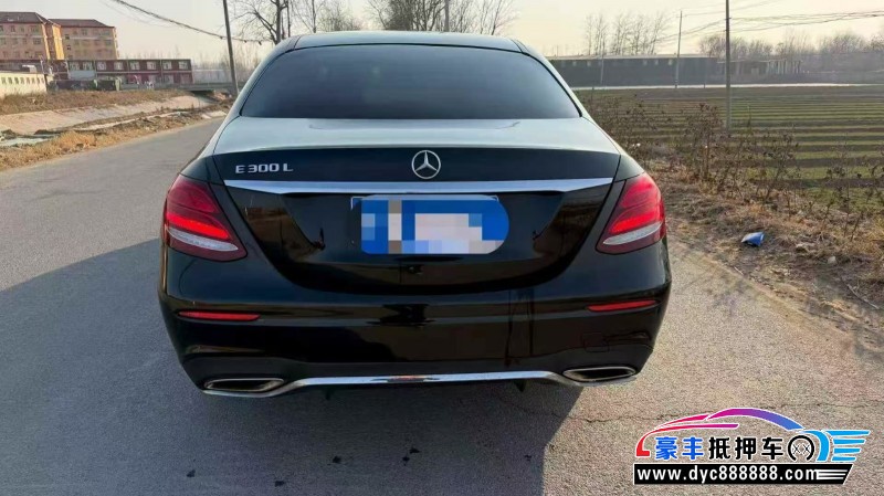 18年奔驰E轿车抵押车出售