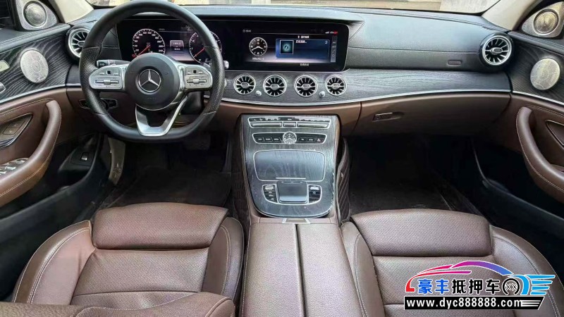 18年奔驰E轿车抵押车出售