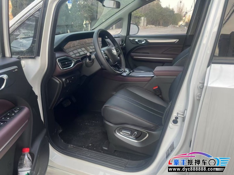 25年传祺m6轿车抵押车出售