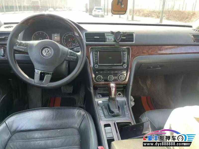 14年大众帕萨特轿车抵押车出售