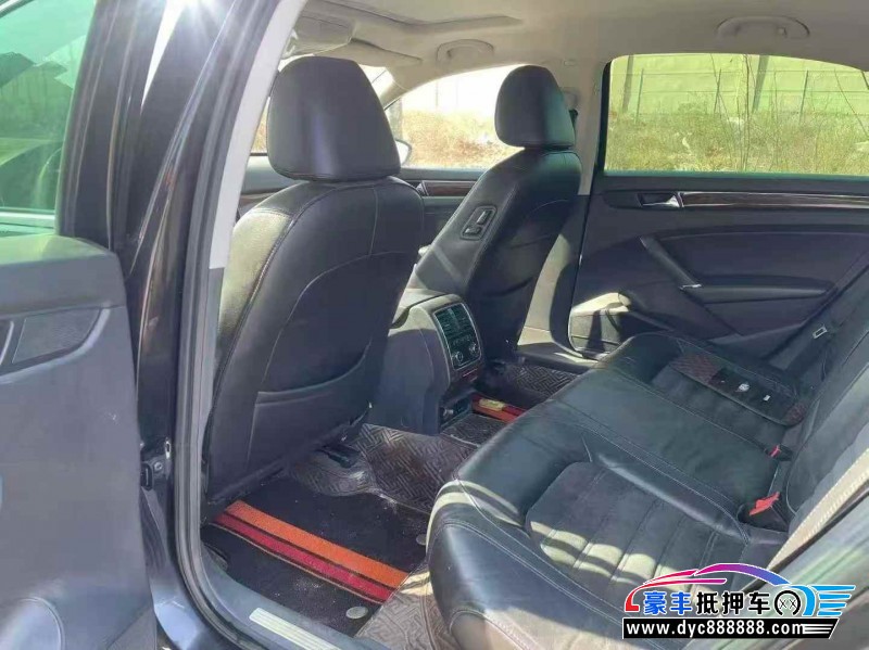 14年大众帕萨特轿车抵押车出售