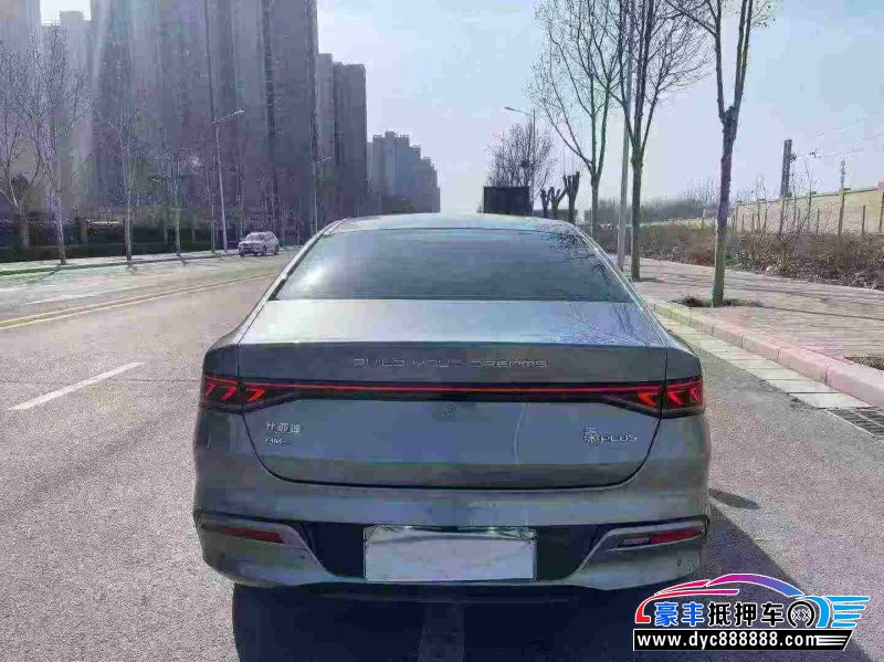 25年比亚迪秦轿车抵押车出售