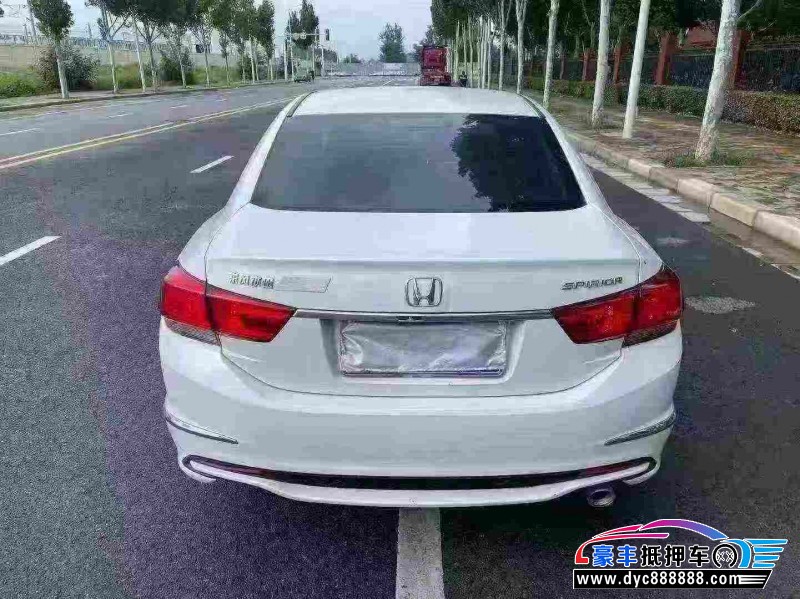 18年本田思铂睿轿车抵押车出售