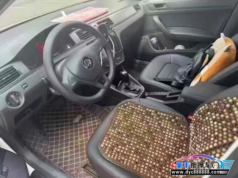 19年大众桑塔纳轿车抵押车出售