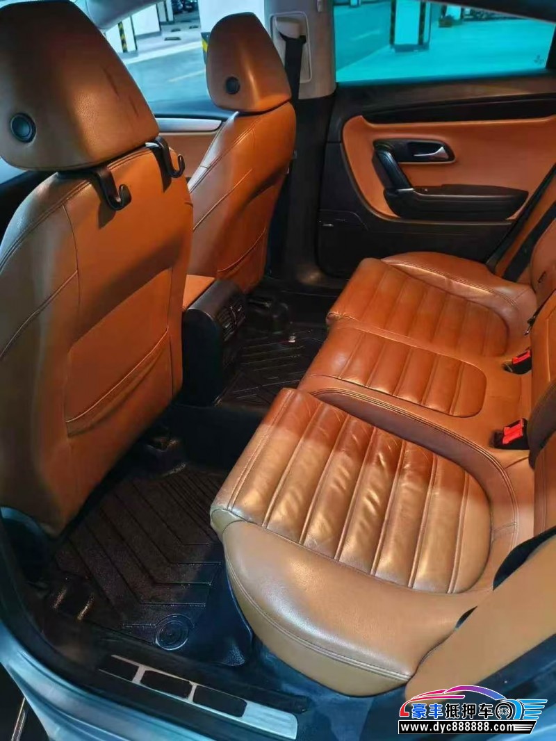 11年大众CC轿车抵押车出售