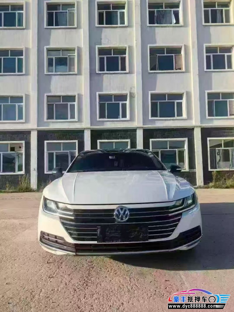 抵押车出售20年大众CC轿车