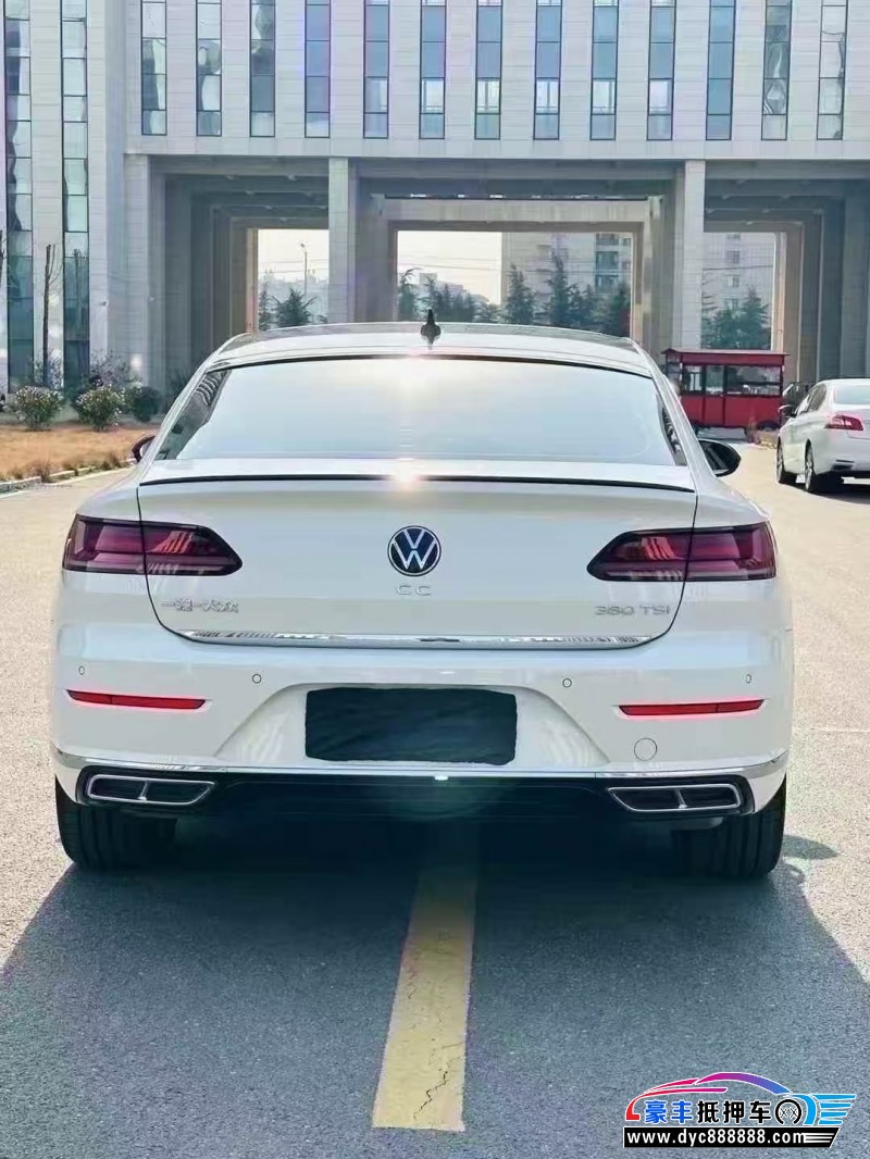 25年大众CC轿车抵押车出售