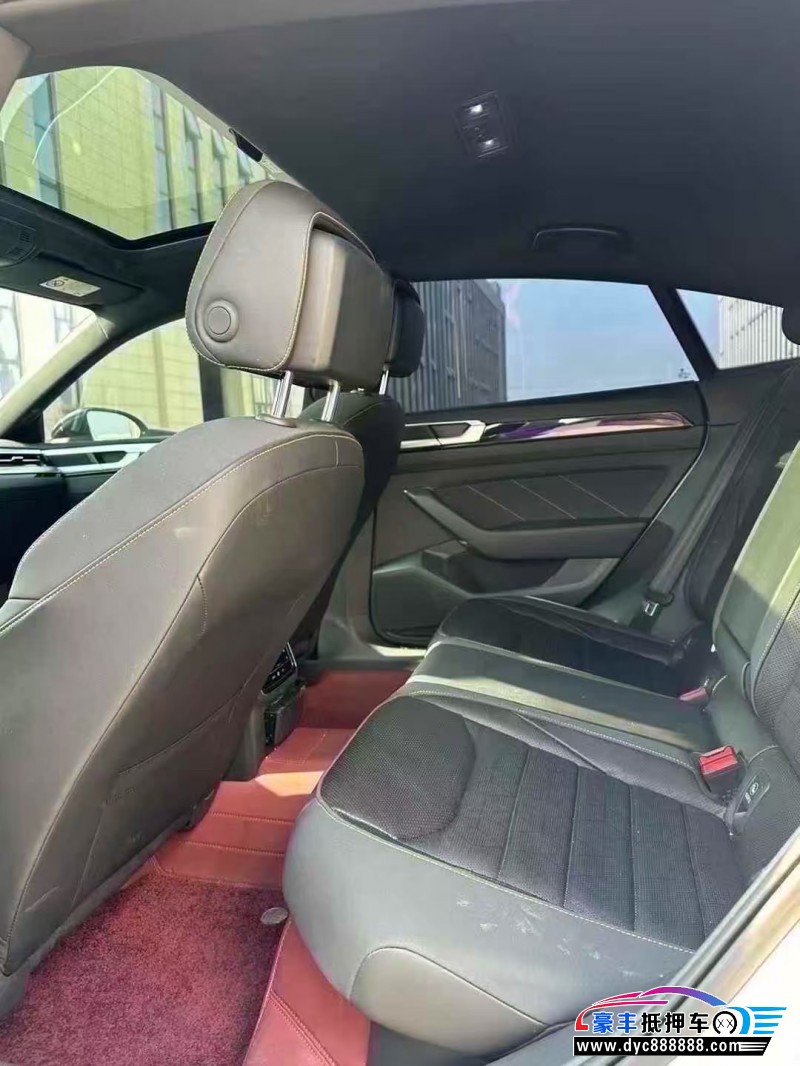 25年大众CC轿车抵押车出售