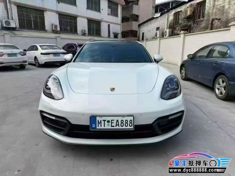 抵押车出售24年保时捷帕纳梅拉轿车