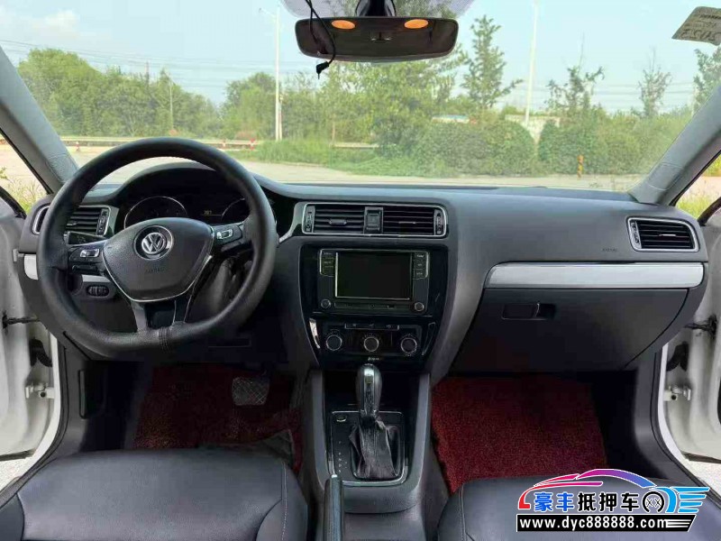 19年大众速腾轿车抵押车出售