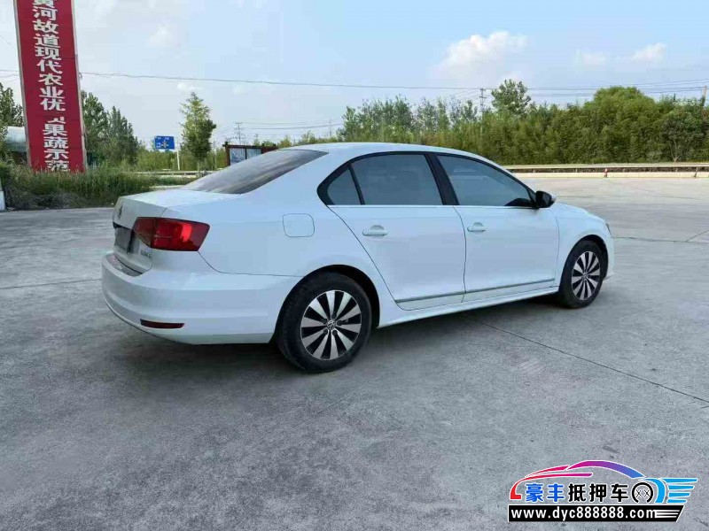 19年大众速腾轿车抵押车出售