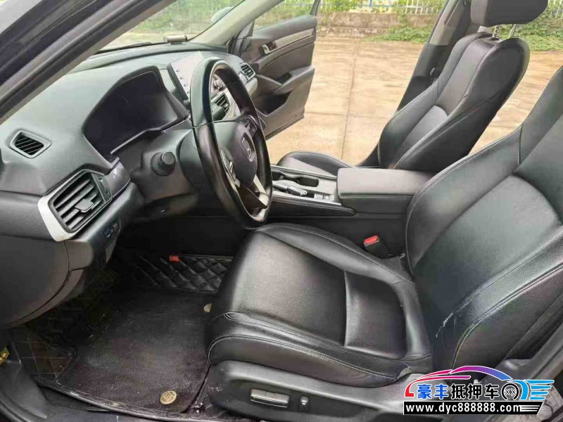 20年本田雅阁轿车抵押车出售