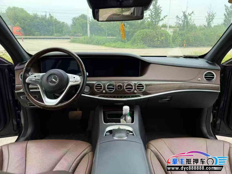 21年奔驰S轿车抵押车出售