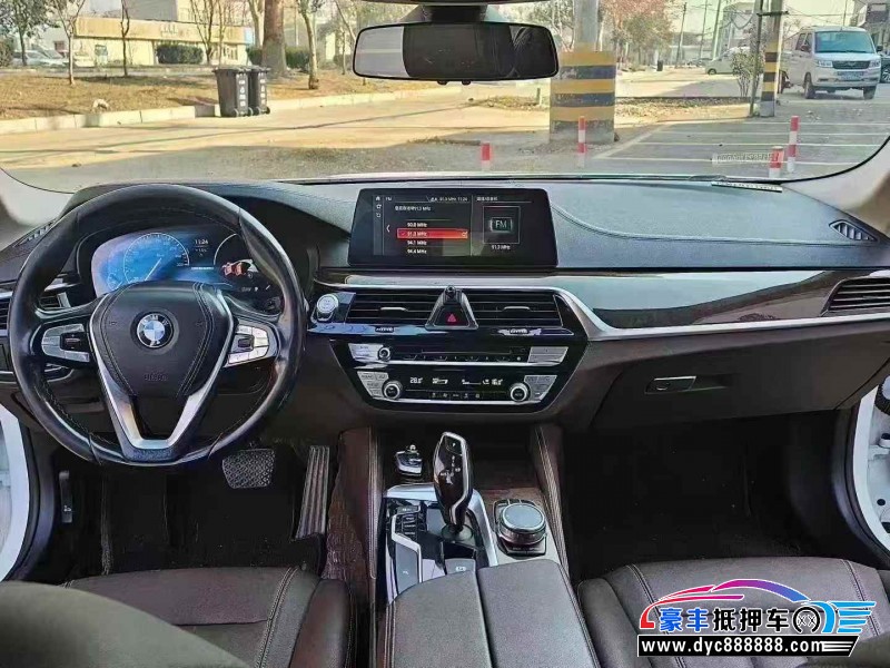 19年宝马5系轿车抵押车出售