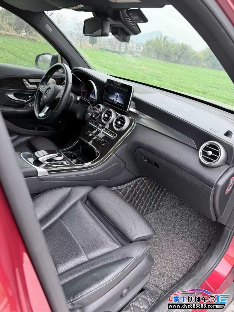 16年奔驰GLCSUV抵押车出售