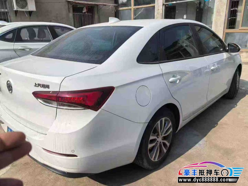 20年别克英朗轿车抵押车出售