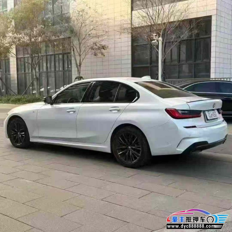 20年宝马3系轿车抵押车出售