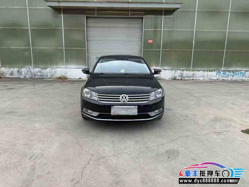 抵押车出售16年大众迈腾轿车