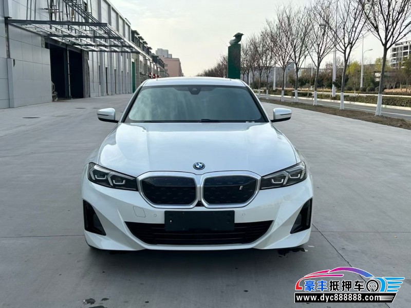 抵押车出售23年宝马i3轿车
