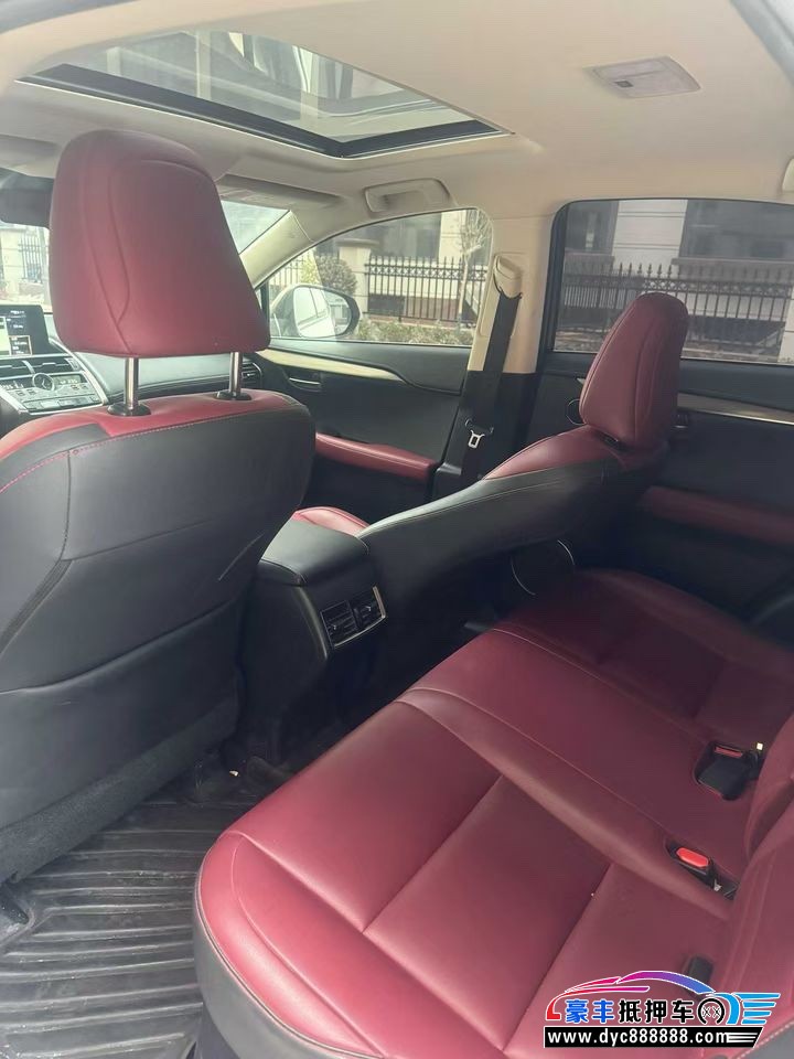 20年雷克萨斯NX轿车抵押车出售