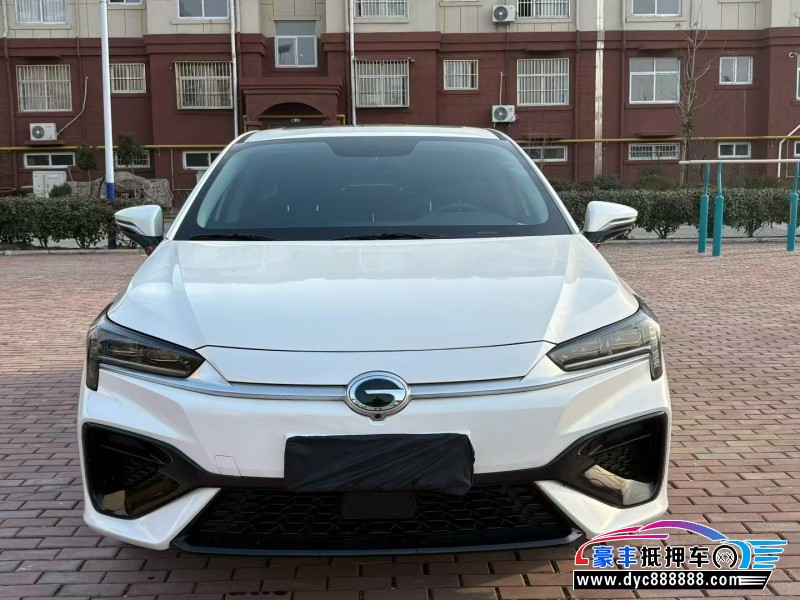 抵押车出售23年埃安魅S580轿车