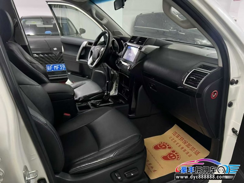 18年丰田普拉多（霸道）轿车抵押车出售