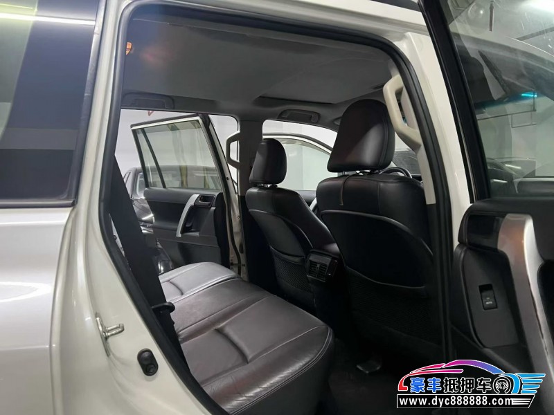 18年丰田普拉多（霸道）轿车抵押车出售