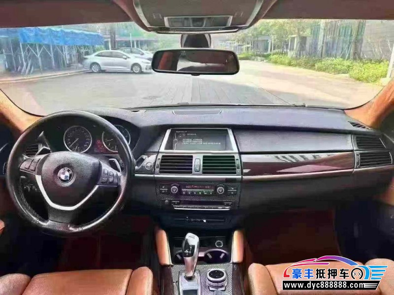 17年宝马X6轿车抵押车出售