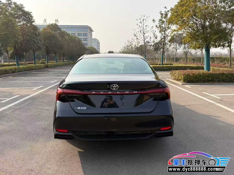 26年丰田亚洲龙轿车抵押车出售