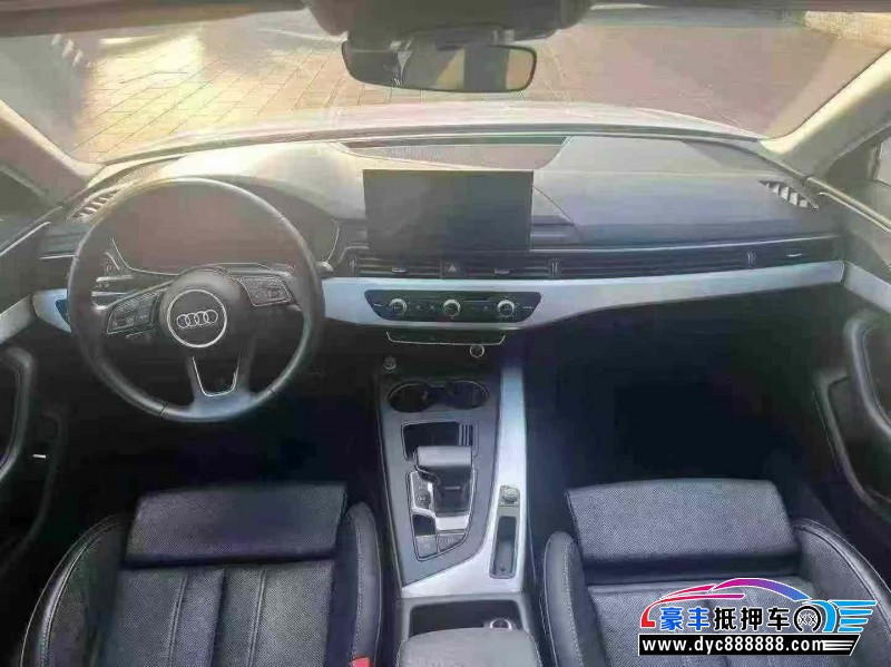 22年奥迪A4L轿车抵押车出售