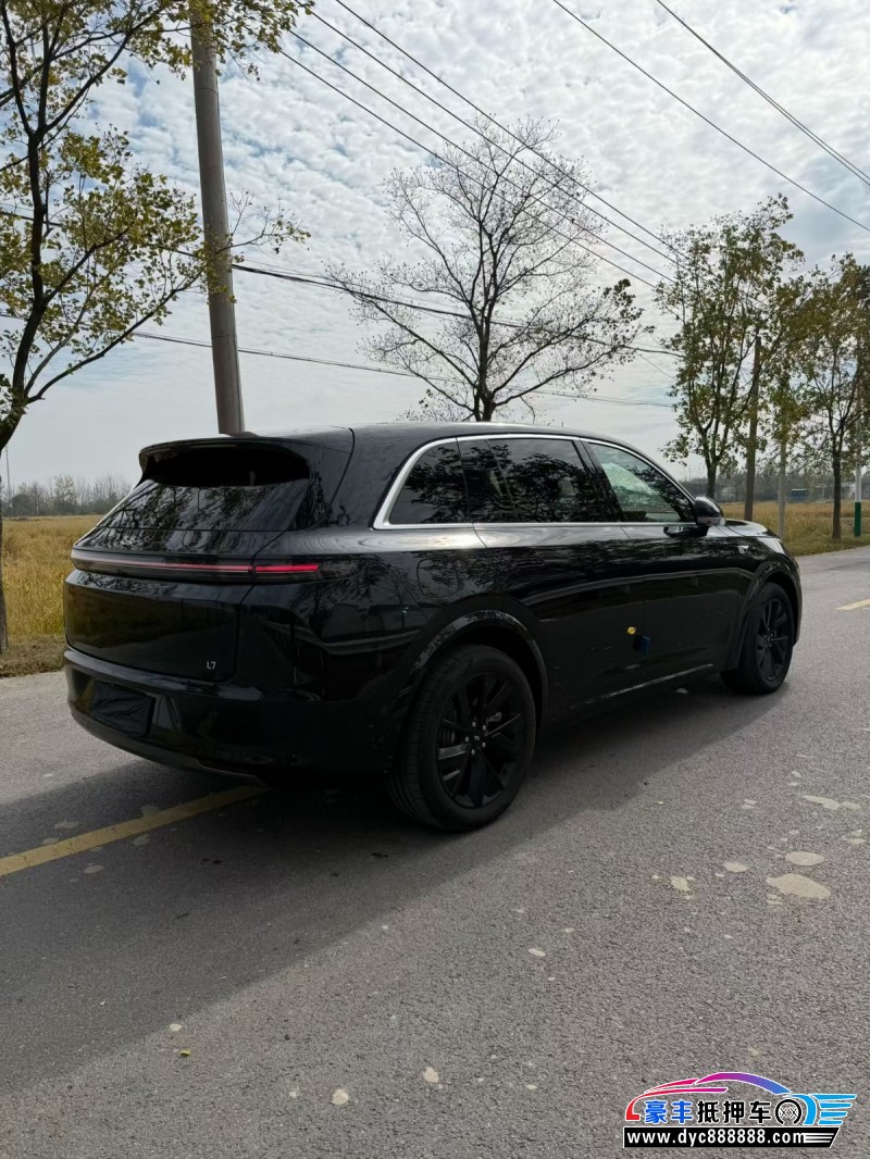 23年理想L7轿车抵押车出售