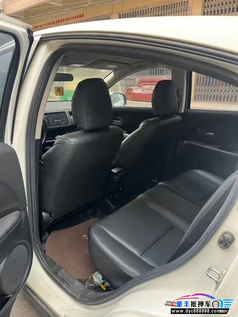 21年本田缤智轿车抵押车出售