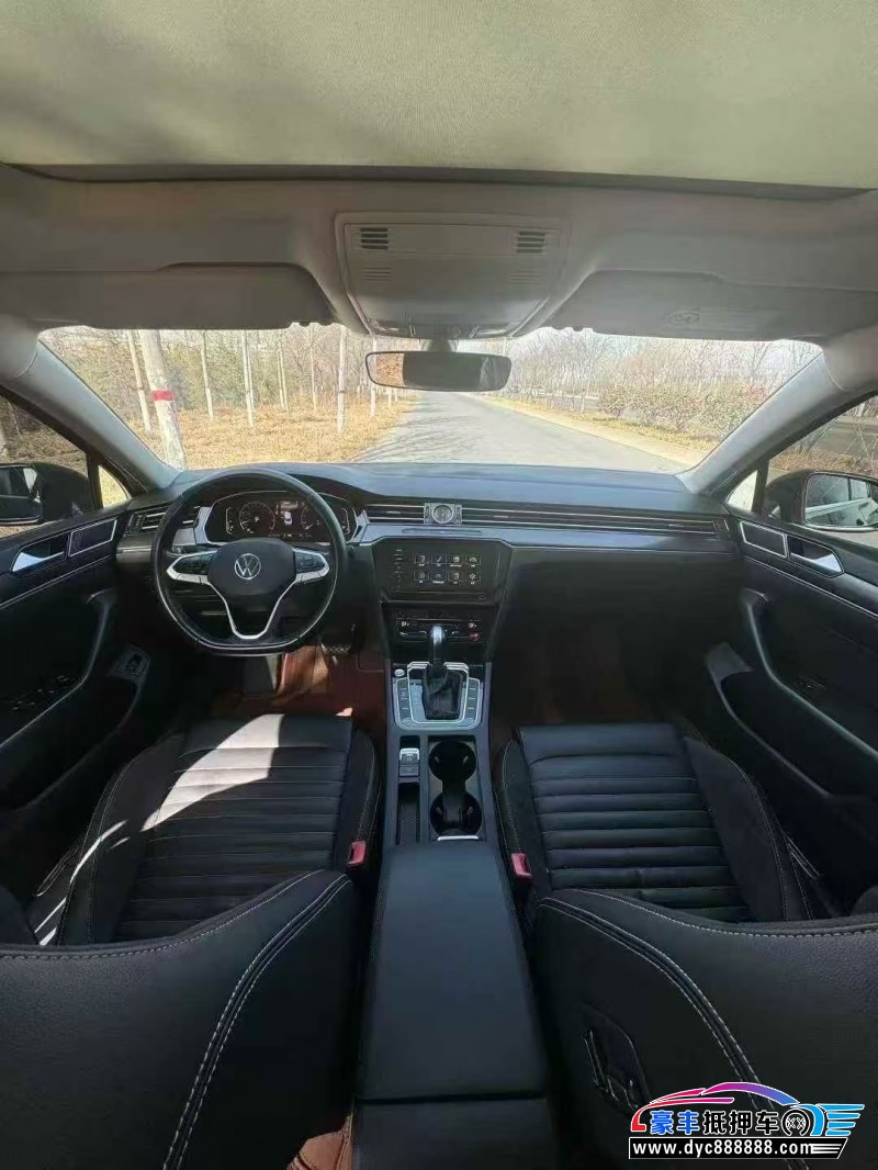 22年大众迈腾轿车抵押车出售