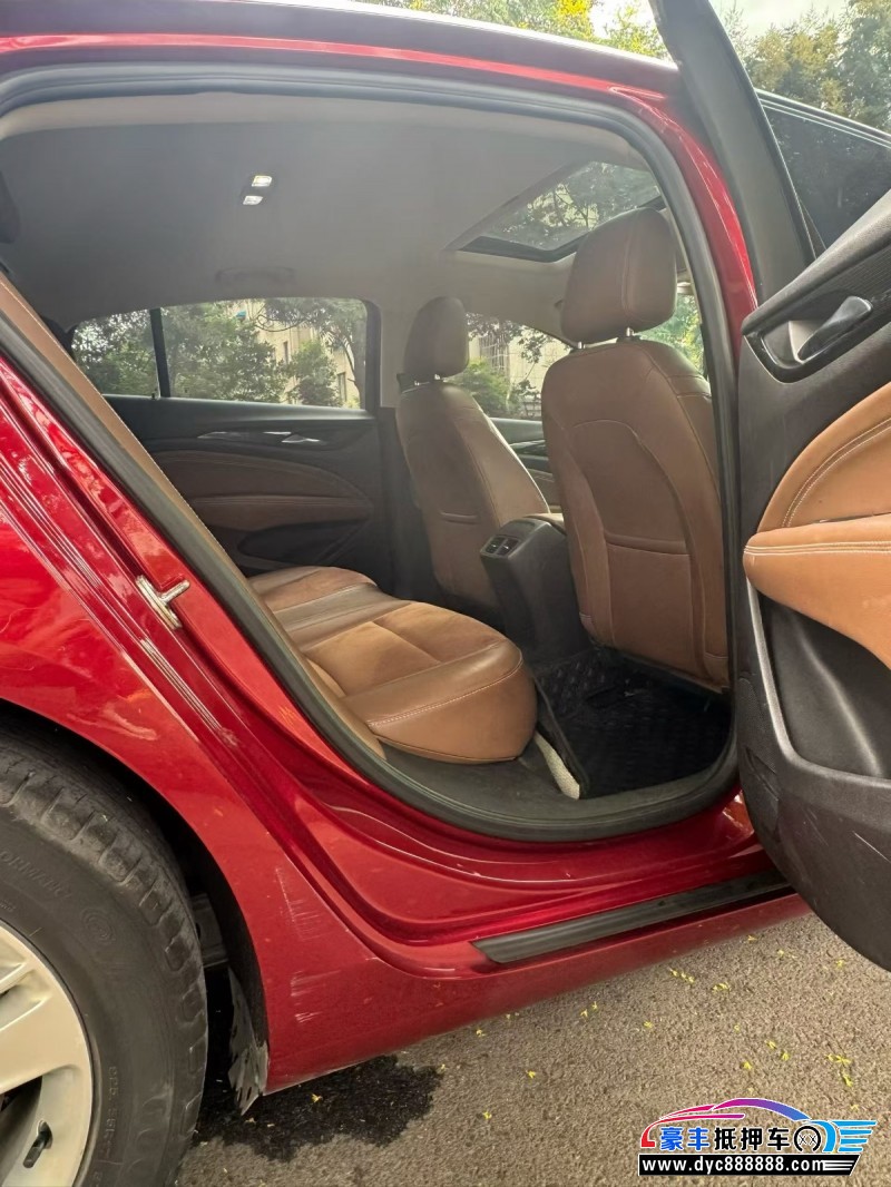 18年别克君威轿车抵押车出售