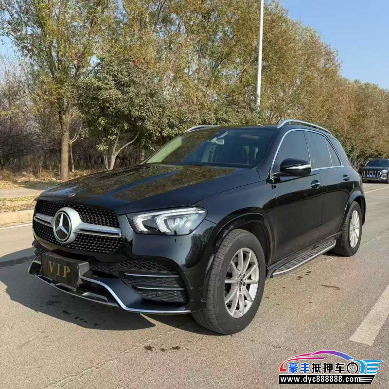 19年奔驰GLE轿车抵押车出售
