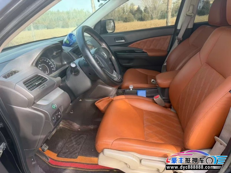 14年本田CR-V轿车抵押车出售