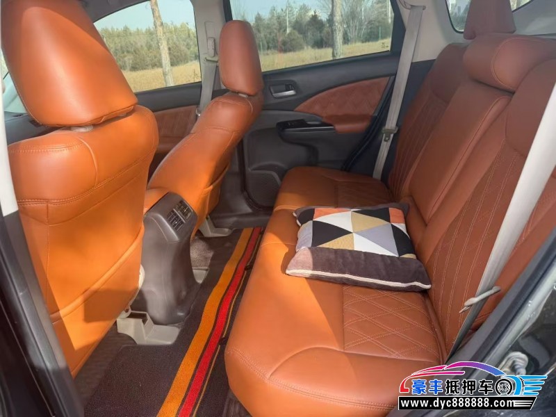 14年本田CR-V轿车抵押车出售