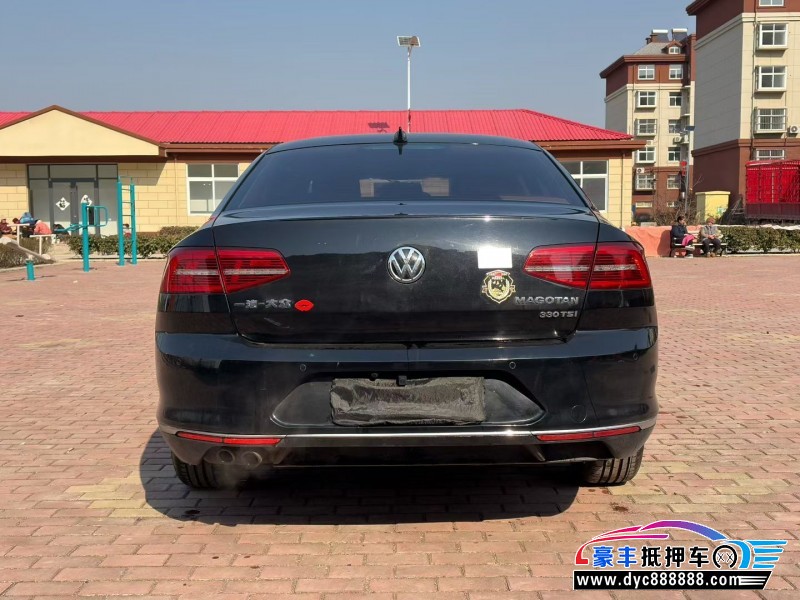 17年大众迈腾轿车抵押车出售